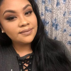 Meet your Posher, Anita